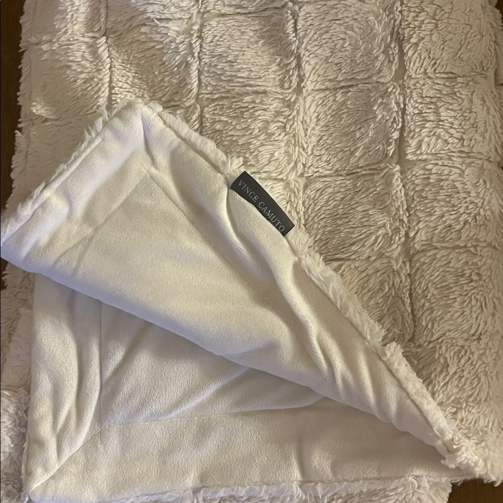 Soft Plush Throw
